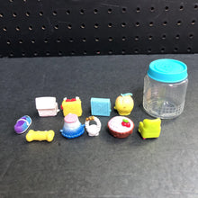 Load image into Gallery viewer, Figures w/Accesory
