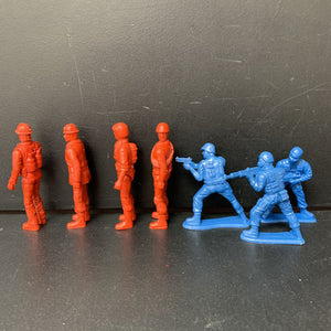 7pk Police/Firemen/Military Figures