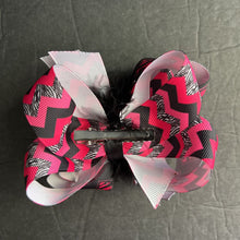 Load image into Gallery viewer, Superman Hairbow Clip
