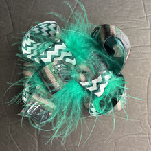 Load image into Gallery viewer, Chevron Slytherin Hairbow Clip

