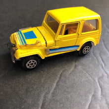 Load image into Gallery viewer, Jeep CJ-7 Diecast Car (Yatming)
