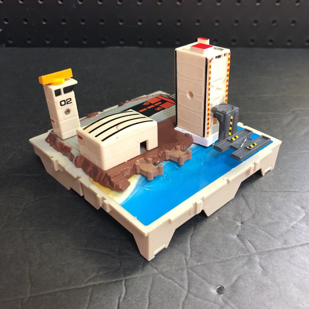 Micro Machines Travel City Marina Playset w/Accessories 1987 Vintage Collectible