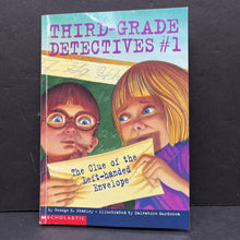Load image into Gallery viewer, The Clue of the Left-Handed Envelope (Third-Grade Detectives) (George E. Stanley) -paperback series
