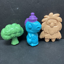 Load image into Gallery viewer, 3pk Pet Feeding Accessories
