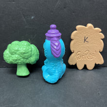 Load image into Gallery viewer, 3pk Pet Feeding Accessories
