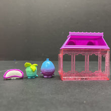 Load image into Gallery viewer, Stackable House w/Roof &amp; Figures
