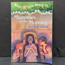 Load image into Gallery viewer, Mummies in the Morning (Magic Tree House) (Mary Pope Osborne) -paperback series
