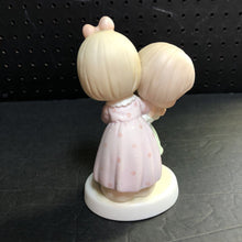 Load image into Gallery viewer, &quot;That&#39;s What Friends Are For&quot; Figurine 1990 Vintage Collectible

