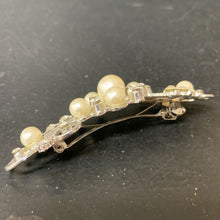 Load image into Gallery viewer, Pearl Rhinestone Hair Clip
