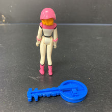 Load image into Gallery viewer, Princess Allura w/Helmet &amp; Key 1984 Vintage Collectible
