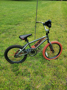 Boy's bicycle/bike