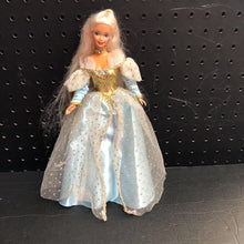 Load image into Gallery viewer, Cinderella Doll 1996 Vintage Collectible
