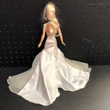 Load image into Gallery viewer, Starlight Dance Doll 1996 Vintage Collectible
