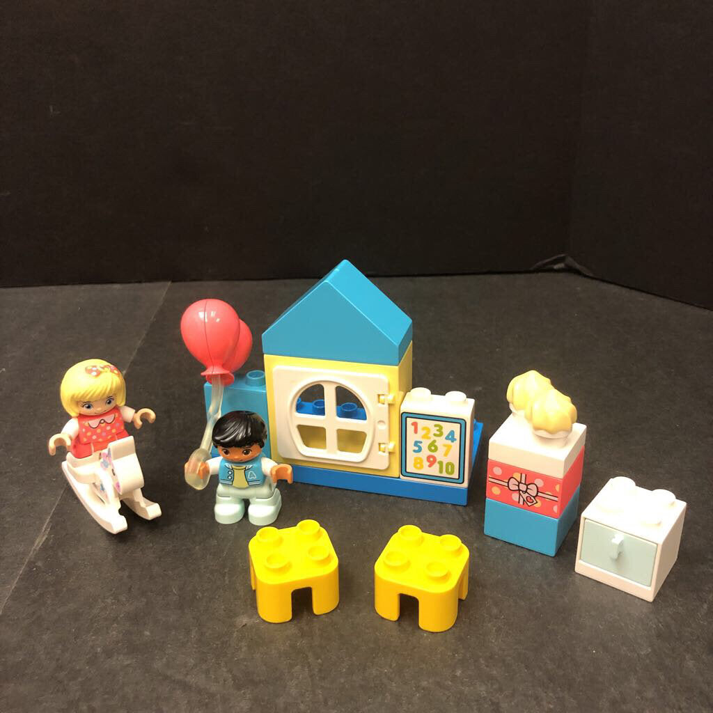 Town Playroom 10925