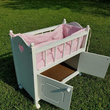 Load image into Gallery viewer, Cradle/bed for 18&quot; doll or baby doll
