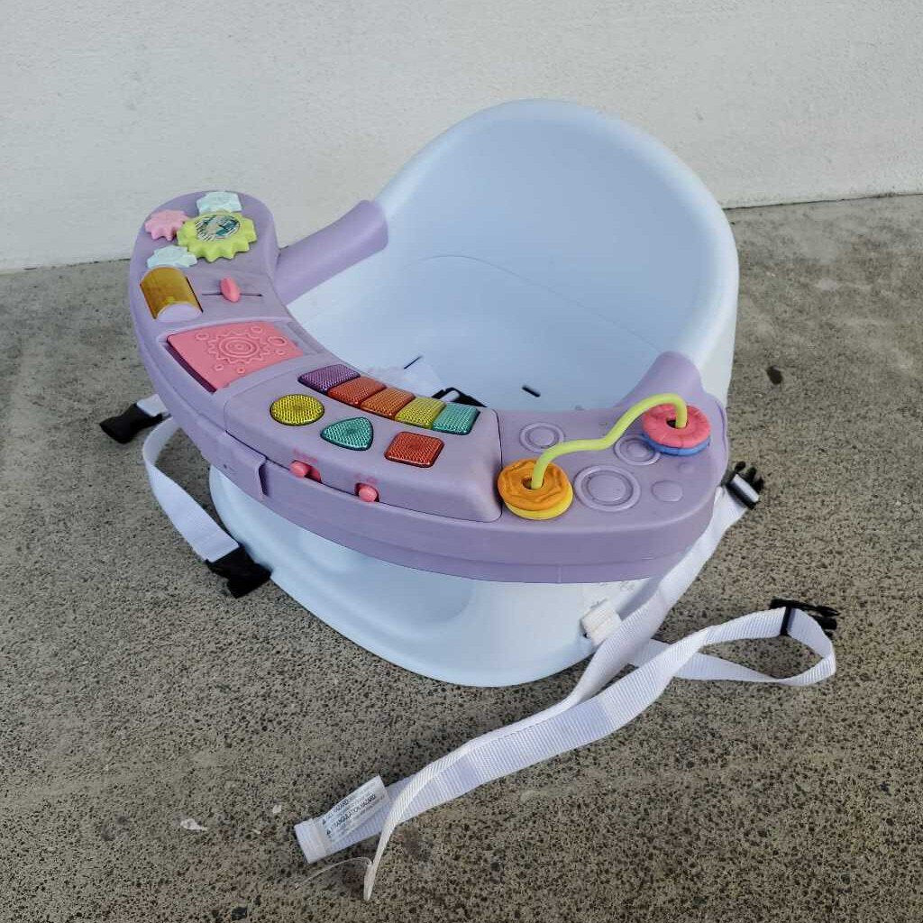 Music & Lights 3-in-1 Discovery Seat and Booster portable High Chair/Highchair