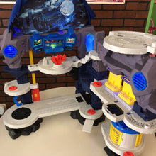 Load image into Gallery viewer, Imaginext Batman Super Surround Lights &amp; Sounds Batcave Battery Operated
