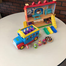 Load image into Gallery viewer, Babies School House &amp; Friendship School Bus w/Figures &amp; Accessories Battery Operated
