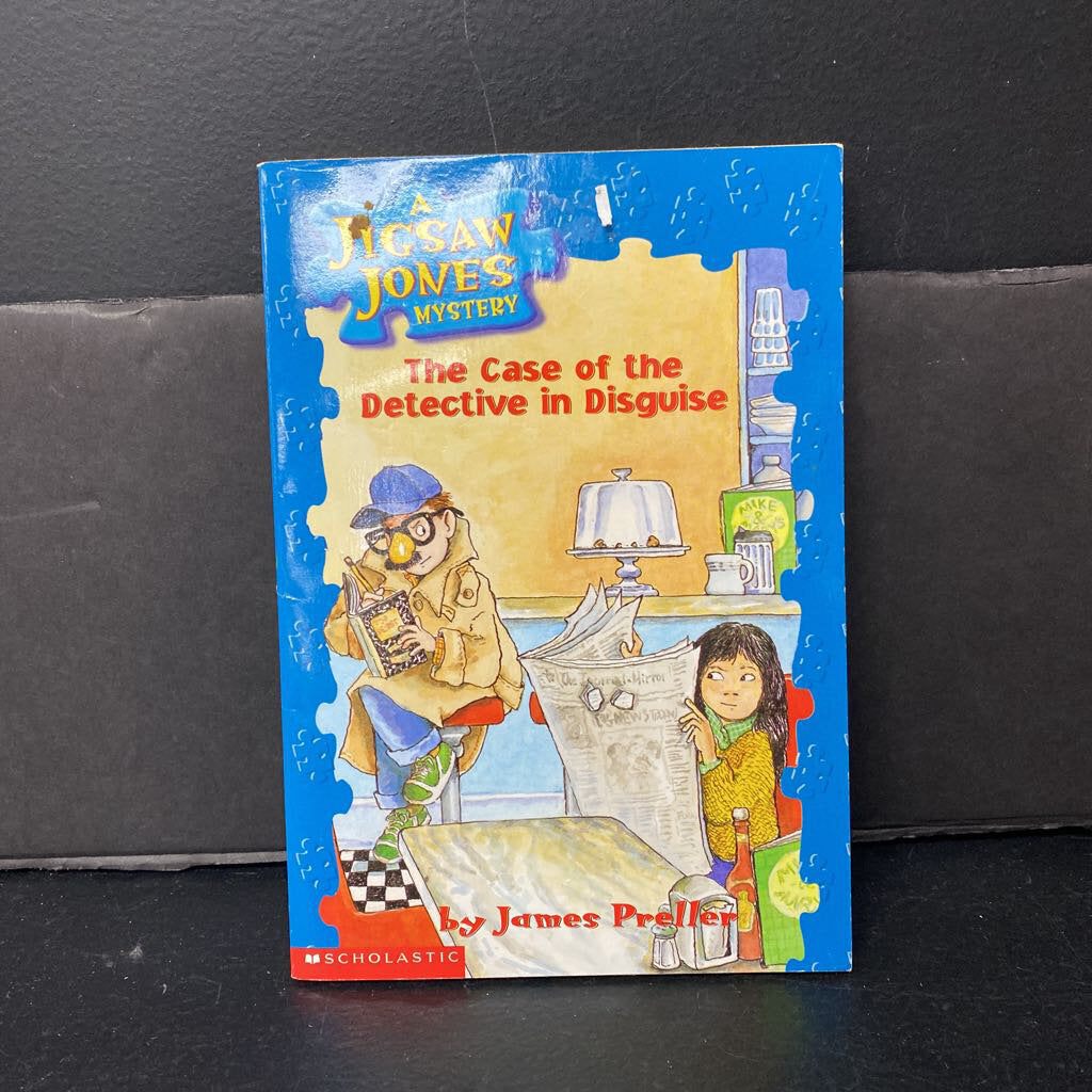 The Case of the Detective in Disguise (A Jigsaw Jones Mystery) (James Preller) -paperback series