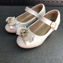 Load image into Gallery viewer, Girls Sparkly Shoes (Pandaninjia)

