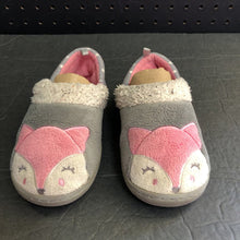 Load image into Gallery viewer, Girls Fox Slippers
