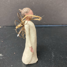 Load image into Gallery viewer, &quot;Angel of Grace&quot; Figurine
