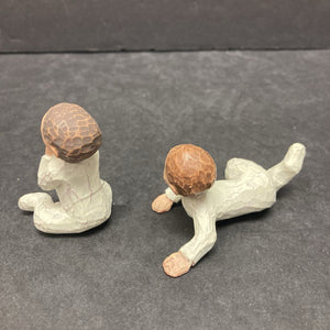 2pk "Crawling Toddlers" Figurines