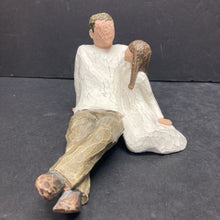 Load image into Gallery viewer, &quot;Father and Daughter&quot; Figurine
