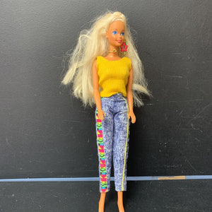 Twist N Turn Doll in Tank Top & Pants 1976 Vintage Collectible