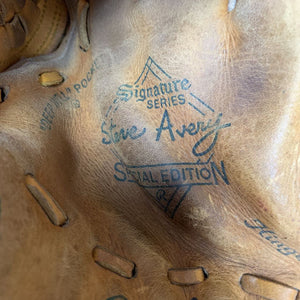 Signature Series Steve Avery Baseball Glove