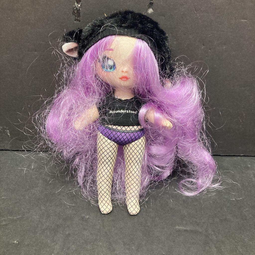Minna Moody Doll (Na! Na! Na! Surpise)