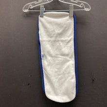 Load image into Gallery viewer, Star Burp Cloth
