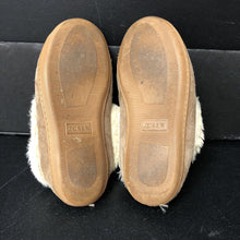 Load image into Gallery viewer, boys fur lined moccasin slippers
