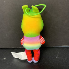 Load image into Gallery viewer, Alien Plush (The Masked Singer)
