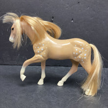 Load image into Gallery viewer, Horse for 6&quot; Doll
