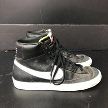 Load image into Gallery viewer, Mens Blazer Sneakers
