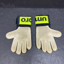 Load image into Gallery viewer, Boys Soccer Goalie Batting Gloves
