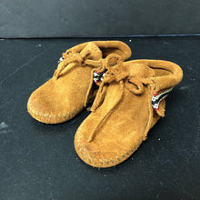 Load image into Gallery viewer, Boys Moccasins
