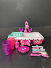 Load image into Gallery viewer, Minnie Mouse Happy Helpers Magic Sink w/Accessories Battery Operated
