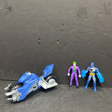 Load image into Gallery viewer, The Joker vs Batman Batcycle Motorcycle w/Figures
