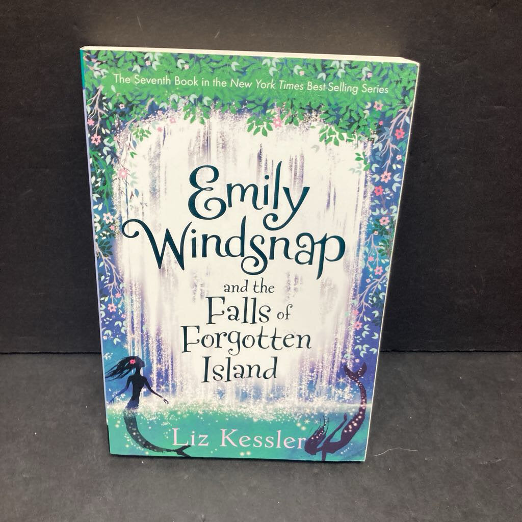 Emily Windsnap and the Falls of Forgotten Island (Liz Kessler) -paperback series