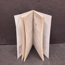 Load image into Gallery viewer, Ghost Attack (Monster Itch) (David Lubar) -paperback series
