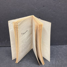 Load image into Gallery viewer, Challenge of the Hordika (Bionicle Adventures) (Greg Farshtey) -paperback series
