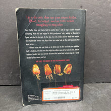 Load image into Gallery viewer, Flowers in the Attic &amp; Petals on the Wind (V.C. Andrews) (Dollanganger) -paperback series
