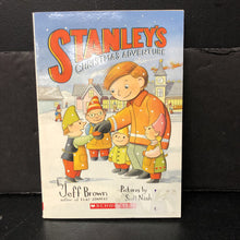 Load image into Gallery viewer, Stanley&#39;s Christmas Adventure (Flat Stanley) (Jeff Brown) -paperback series
