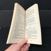 Load image into Gallery viewer, The Underground (Left Behind The Kids) (Jerry B. Jenkins &amp; Tim LaHaye) -paperback series
