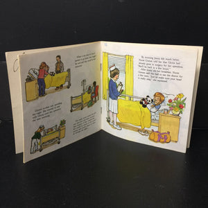 Jenny's In The Hospital (Seymour Reit) (Golden Book) -paperback