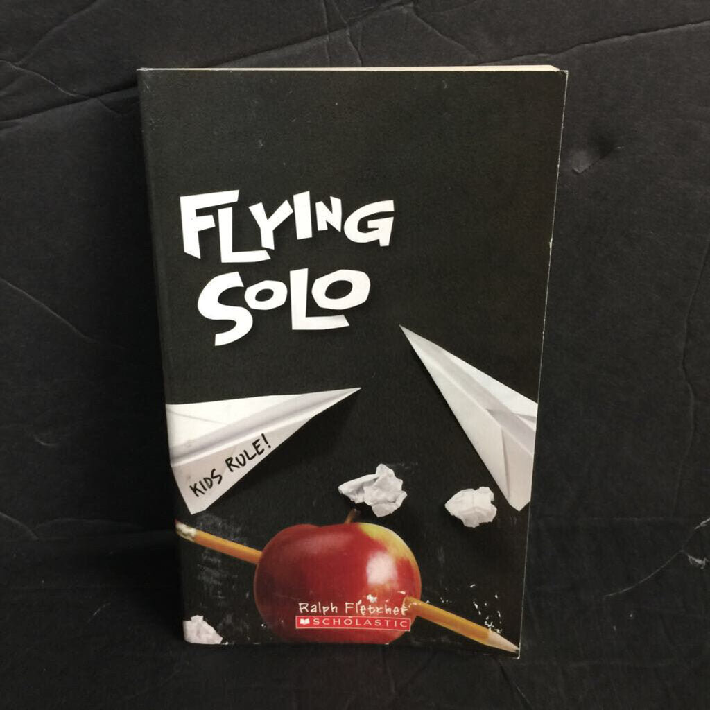 Flying Solo (Ralph Fletcher) -paperback chapter