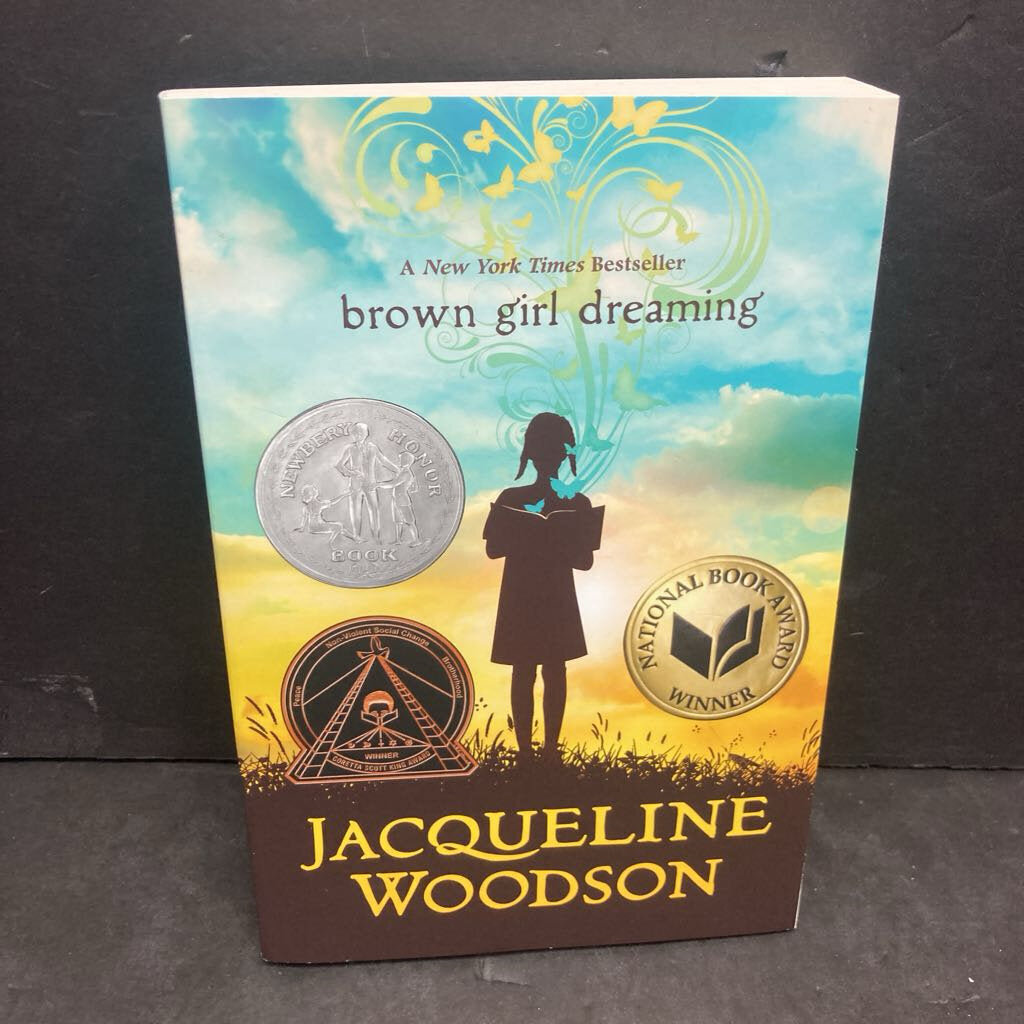 Brown Girl Dreaming (Jacqueline Woodson) -paperback poetry
