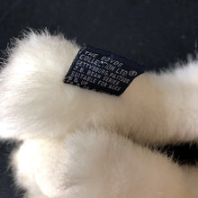 Load image into Gallery viewer, Bunny w/Bow

